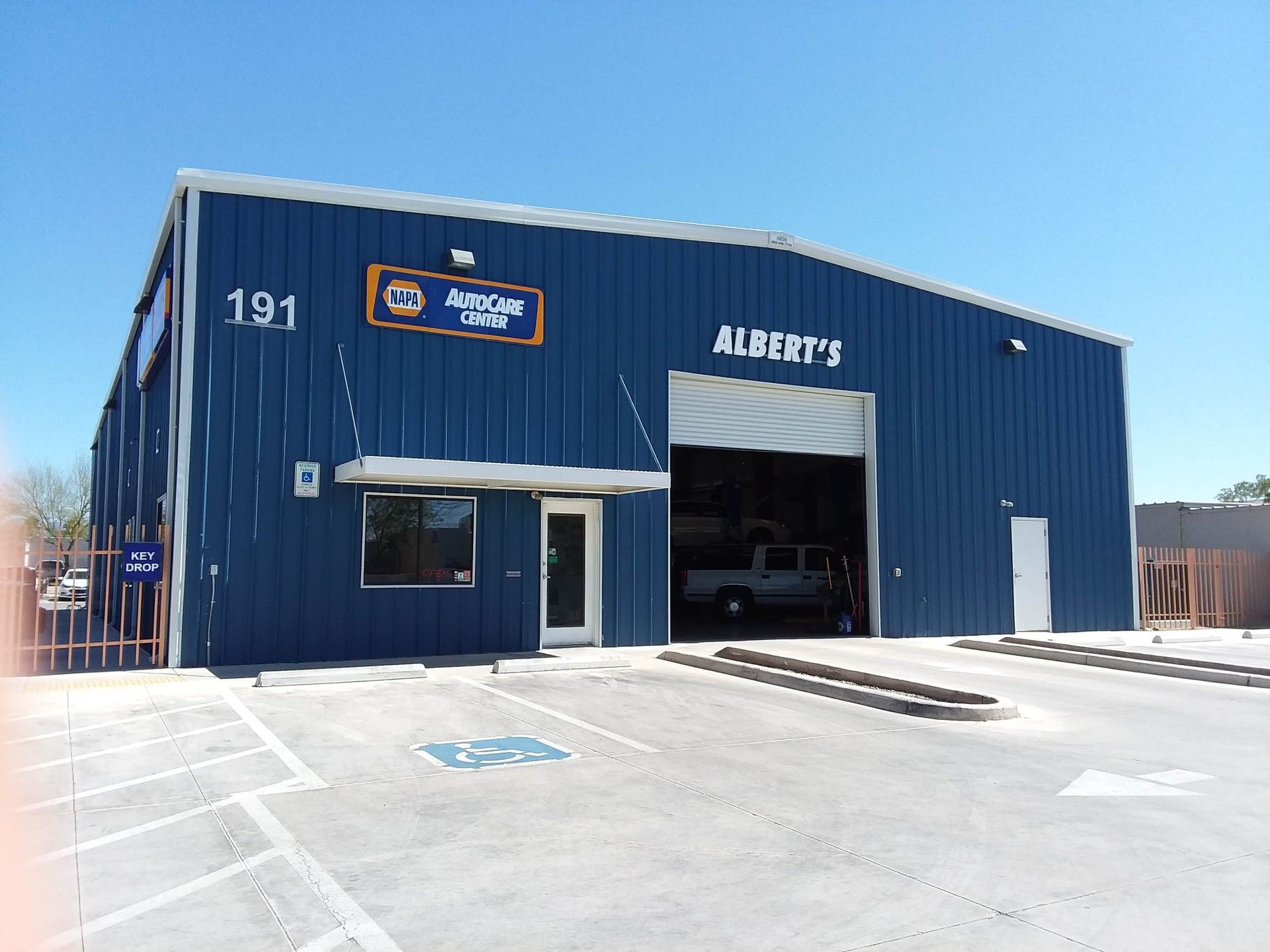 A picture of Albert's Aut Care shop in Tucson
