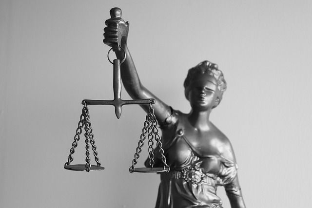 Statue of Lady Justice symbolizing legal action tenants may consider against landlords in Florida