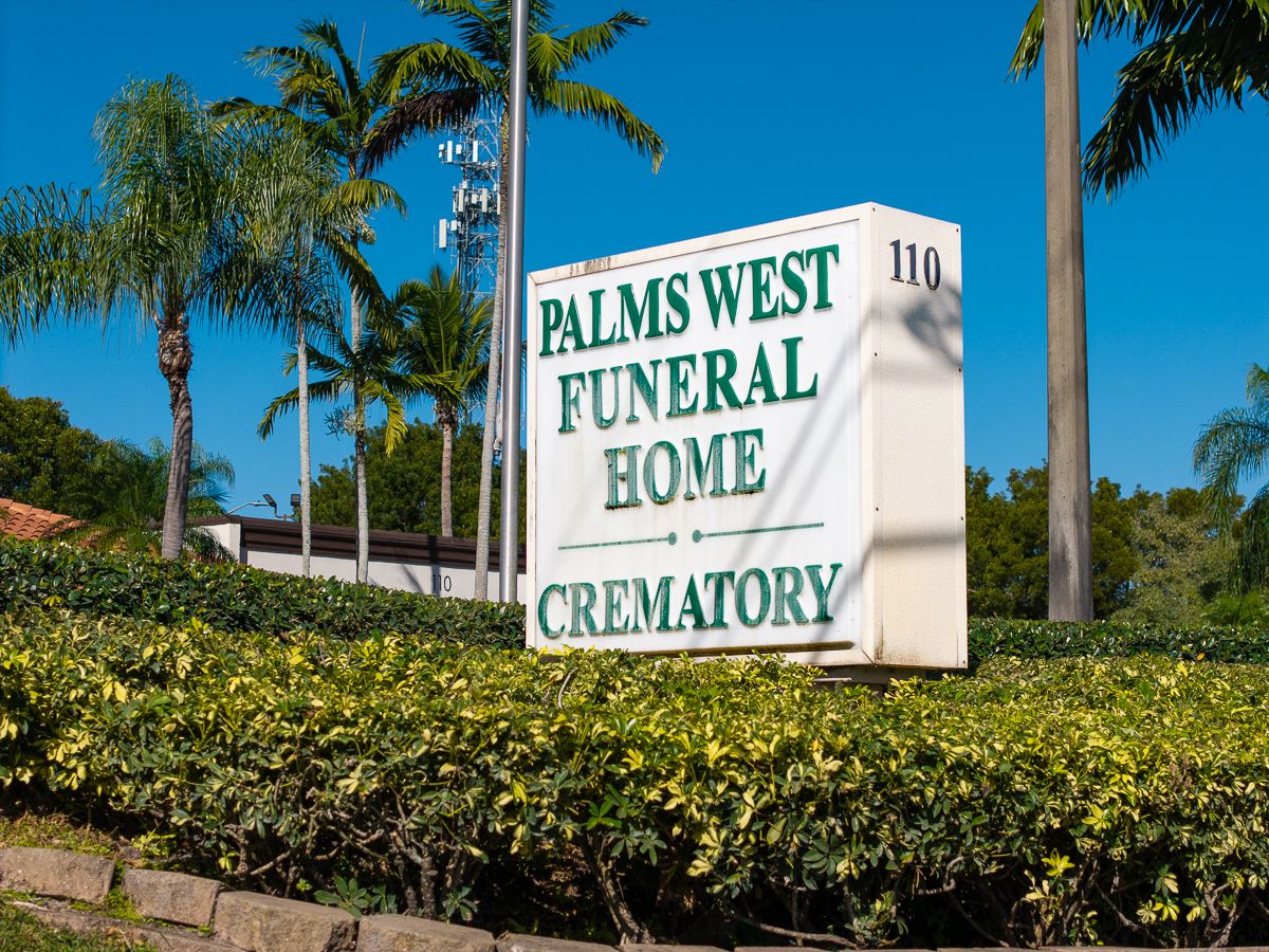 Our Location | Palms West Funeral Home & Crematory Inc. | Royal Palm