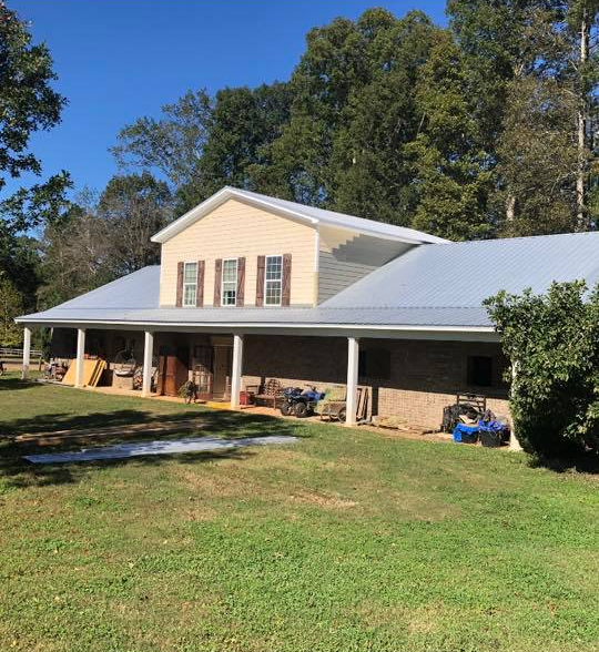 metal roof on a beautiful Georgia home