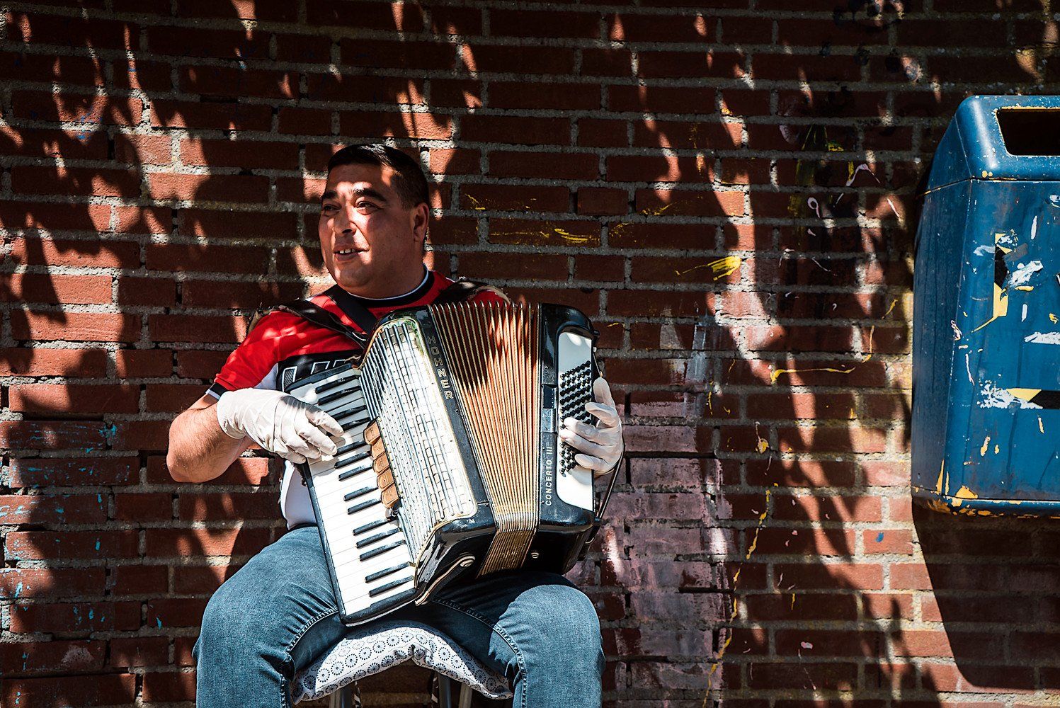 MUSIC MAN