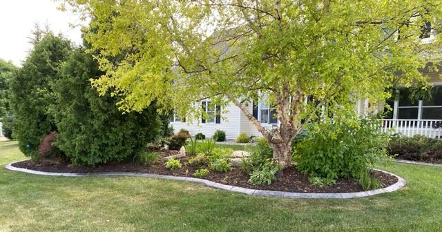 Landscape curbing contractor, Appleton, Greenville, Kimberly, Neenah, Menasha, Fox cities
