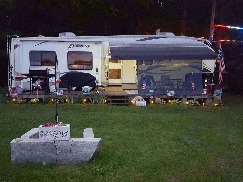 Camper's Candids - Photo 042