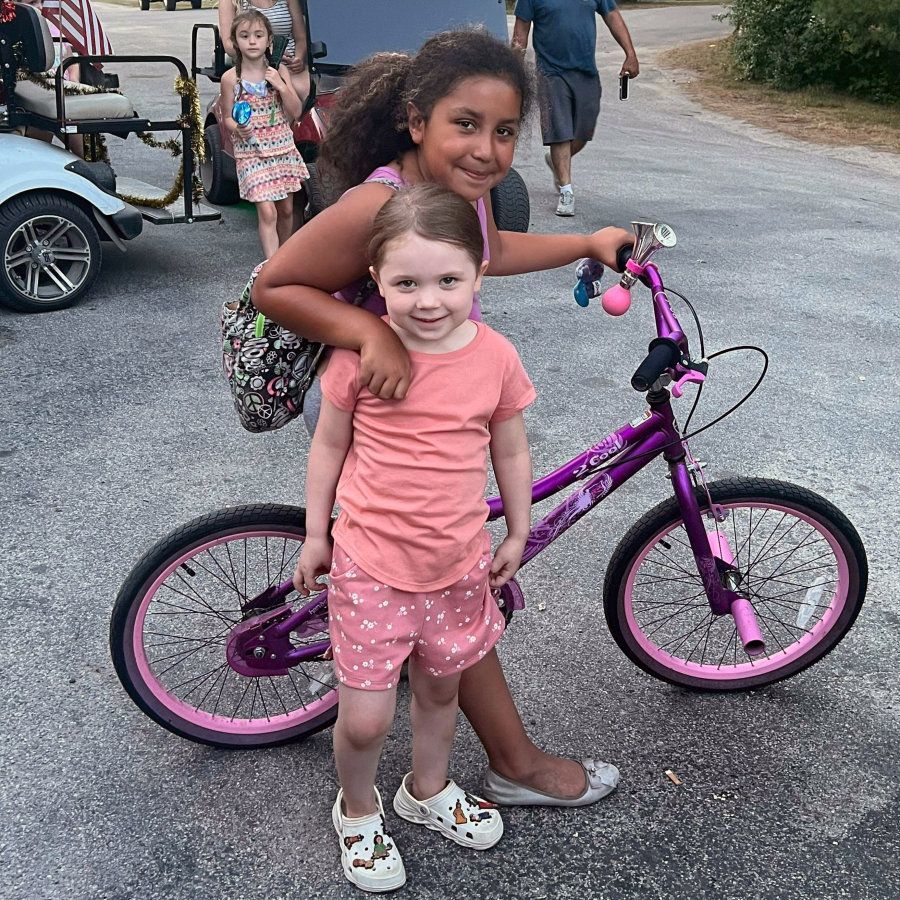 Camper's Candids - Photo 003
