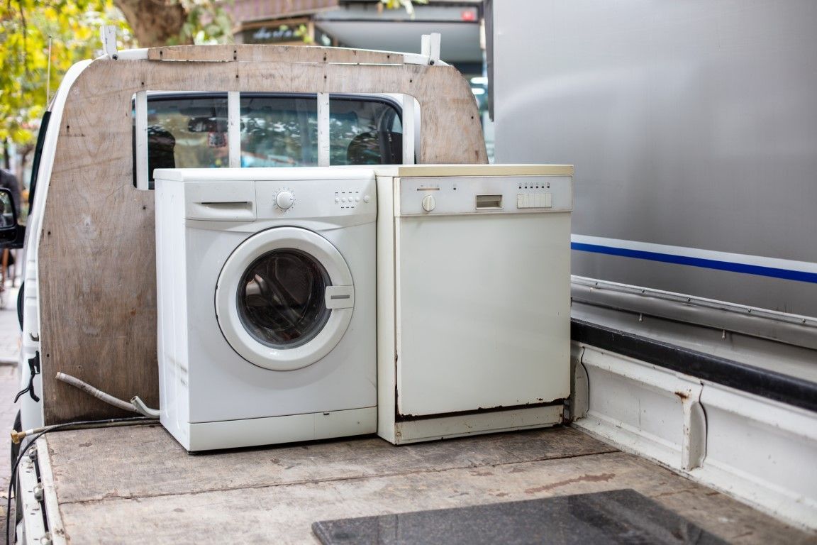 appliances in the back of a flatbed