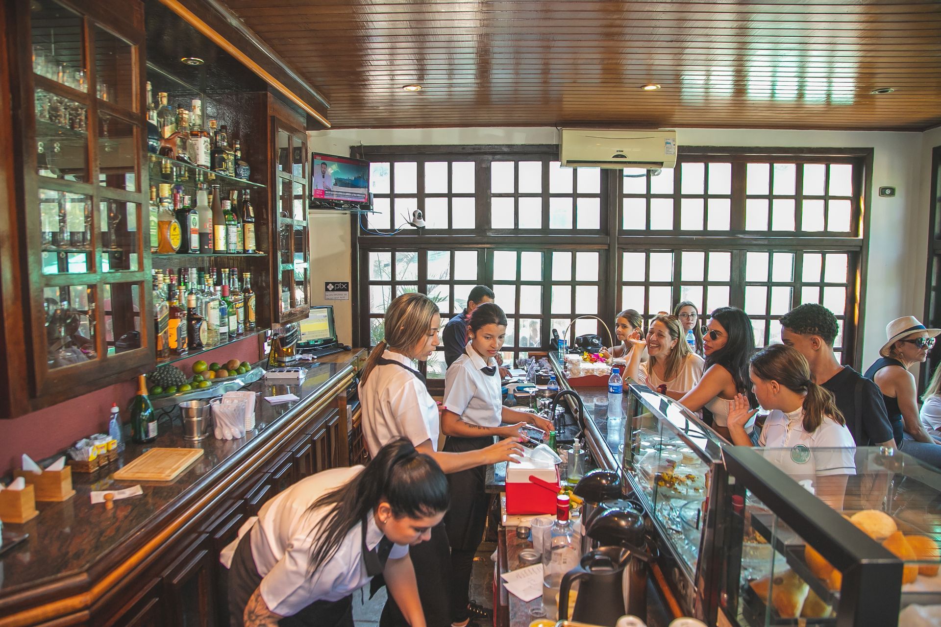 Bar restaurante