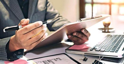 Should you outsource your bookkeeping for your business?