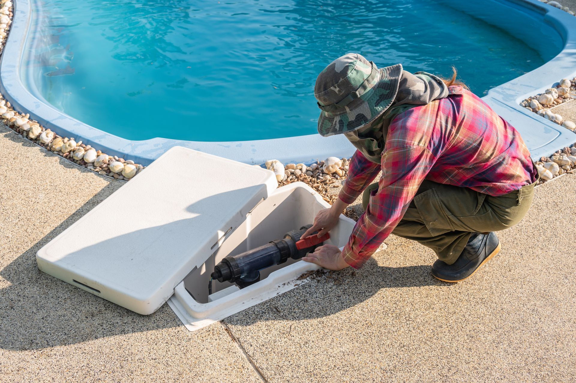 Pool pump running efficiently during off-peak hours in Australian home pool