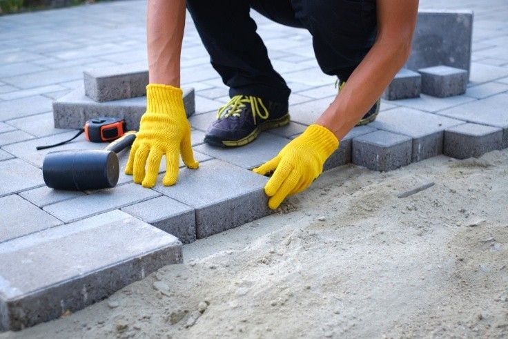What Factors Affect Driveway Installation and Repair Costs in Memphis?
