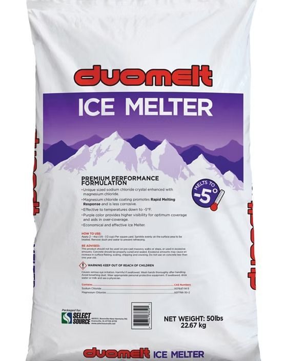 Bag of Duomelt ice melter, white with purple mountain graphic and red logo, marked “-5°”