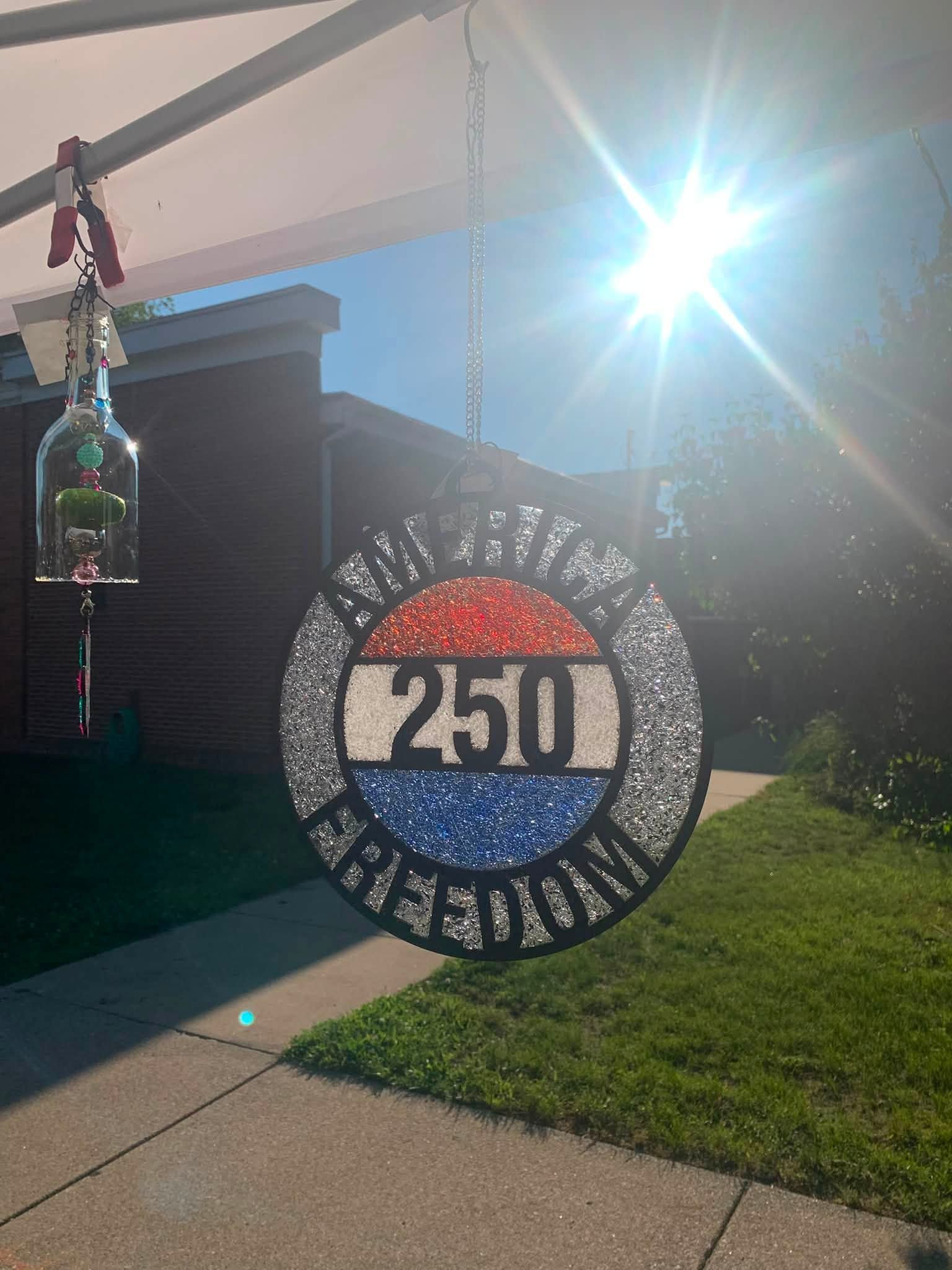 Decorative circular sign with 
