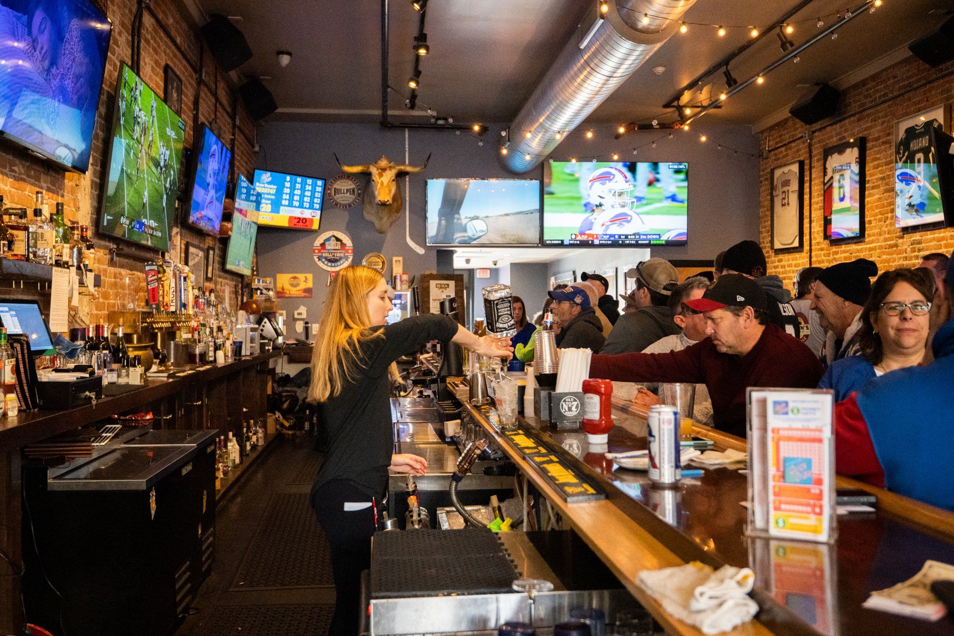 bullpen tavern bar