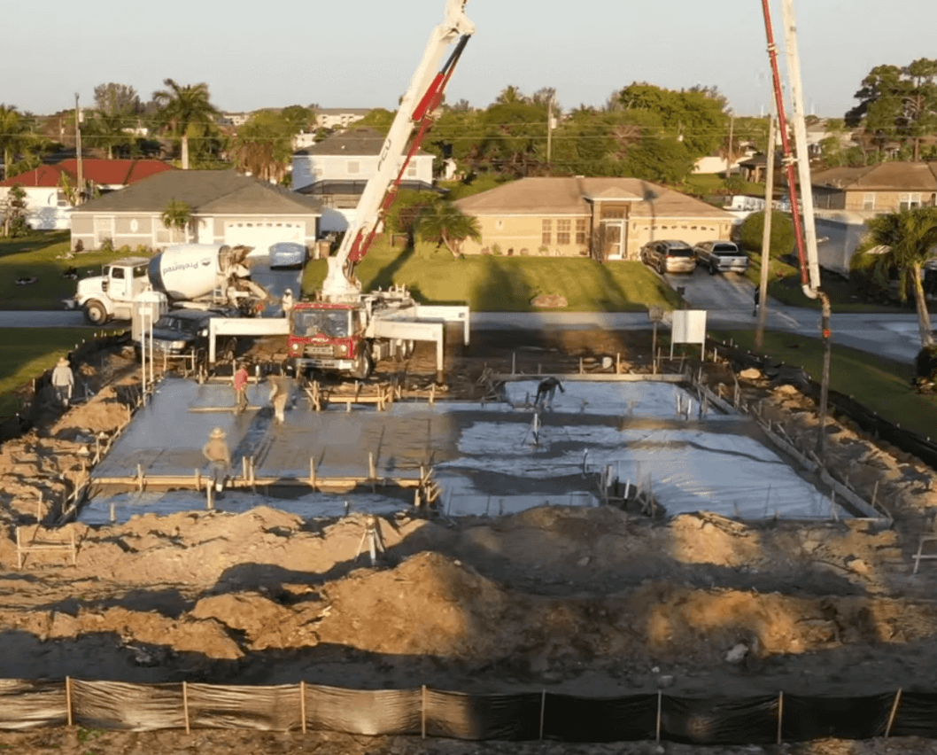 Concrete company pours large concrete slab in gilbert, AZ