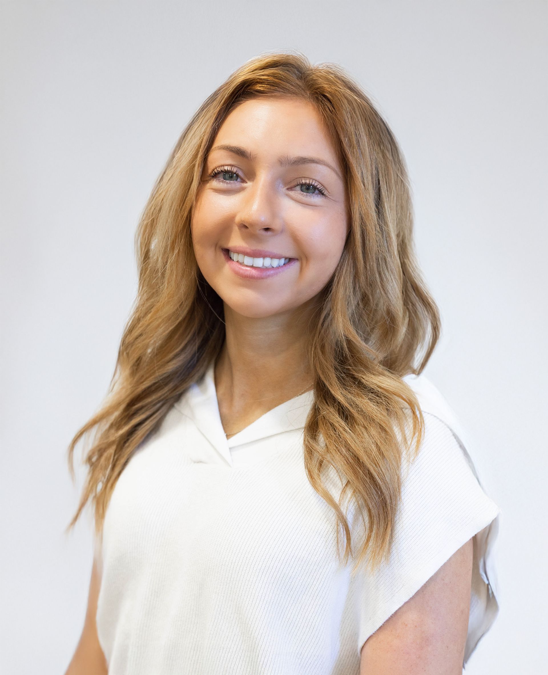 Get to know Madisyn, part of Dr. Sarah's dream team.