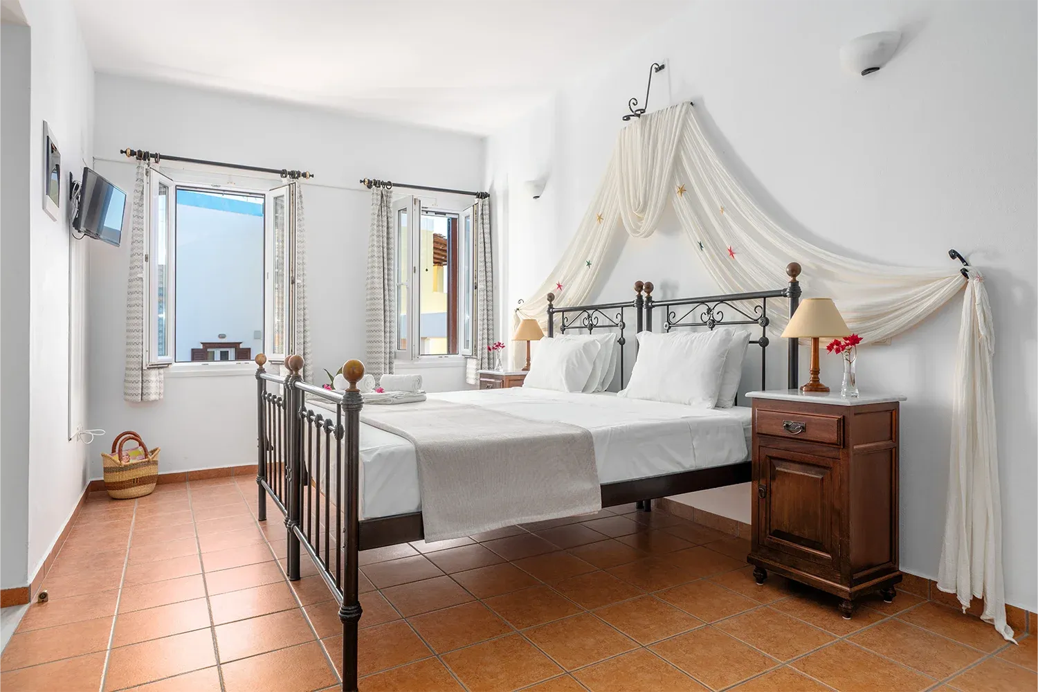 Apartments with pool view gallery