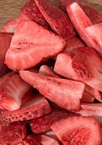 Freeze-Dried Strawberry Slices