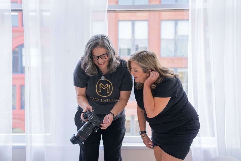 BTS High School Senior — Louisville, KY — Maria Marchal Photography BTS Abby Davis — Louisville, KY — Maria Marchal Photography