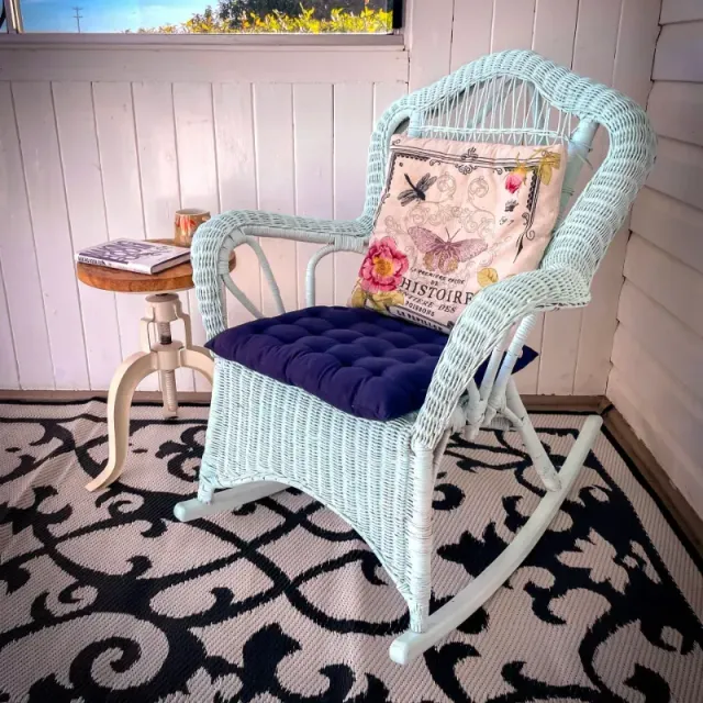 King Wise Farmhouse Porch Chair