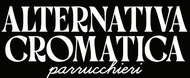 Logo con la scritta bianca «ALTERNATIVA CROMATICA parrucchieri» su sfondo nero