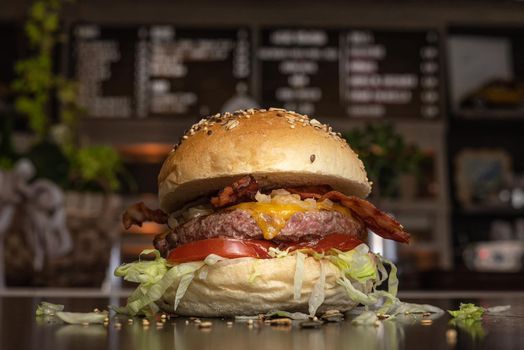 Hamburger nel locale