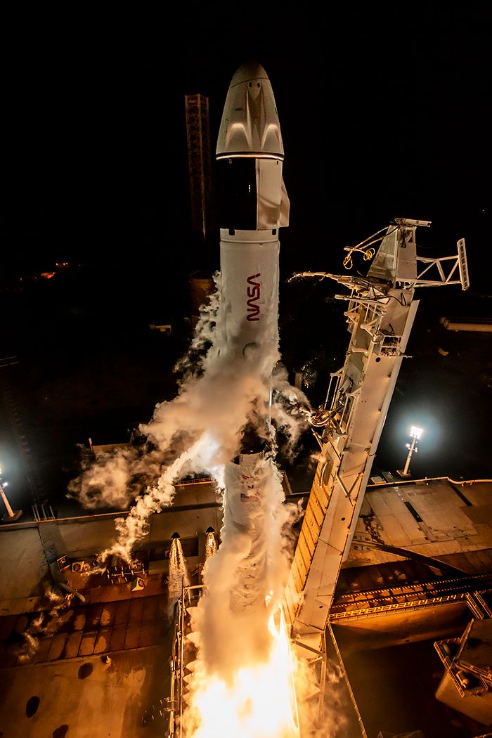 Falcon 9 launches Crew-8 photos