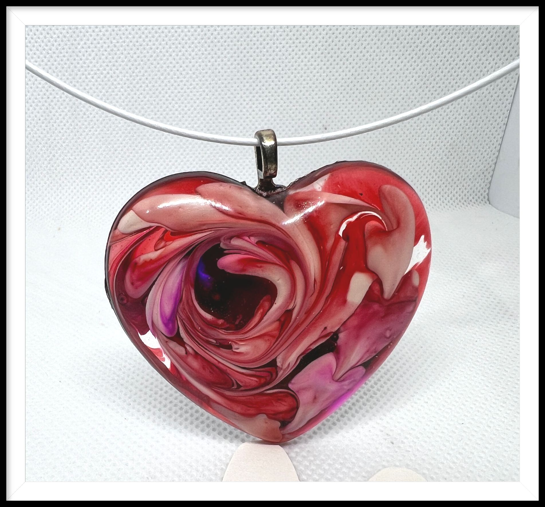 Heart Choker, Red/White 4231