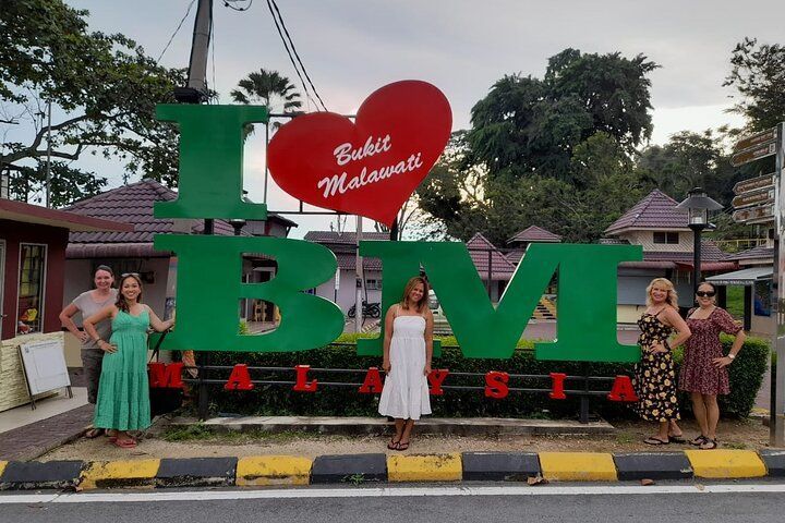 Malaysia Tours
KL Tour
Kuala Lumpur City Tour
Kuala Lumpur