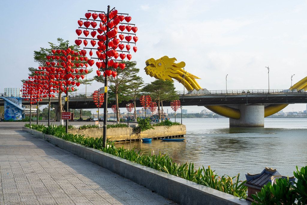 Da Nang
Vietnam
Halal Meals
Private Tour
