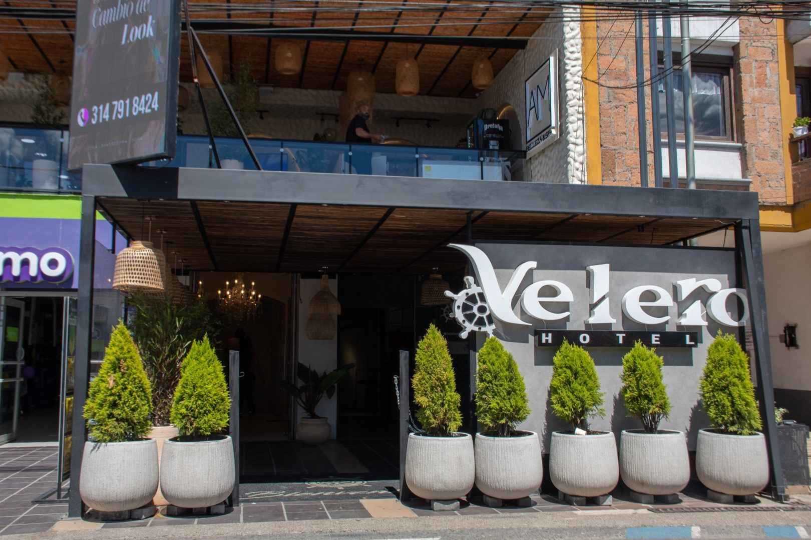Hotel 