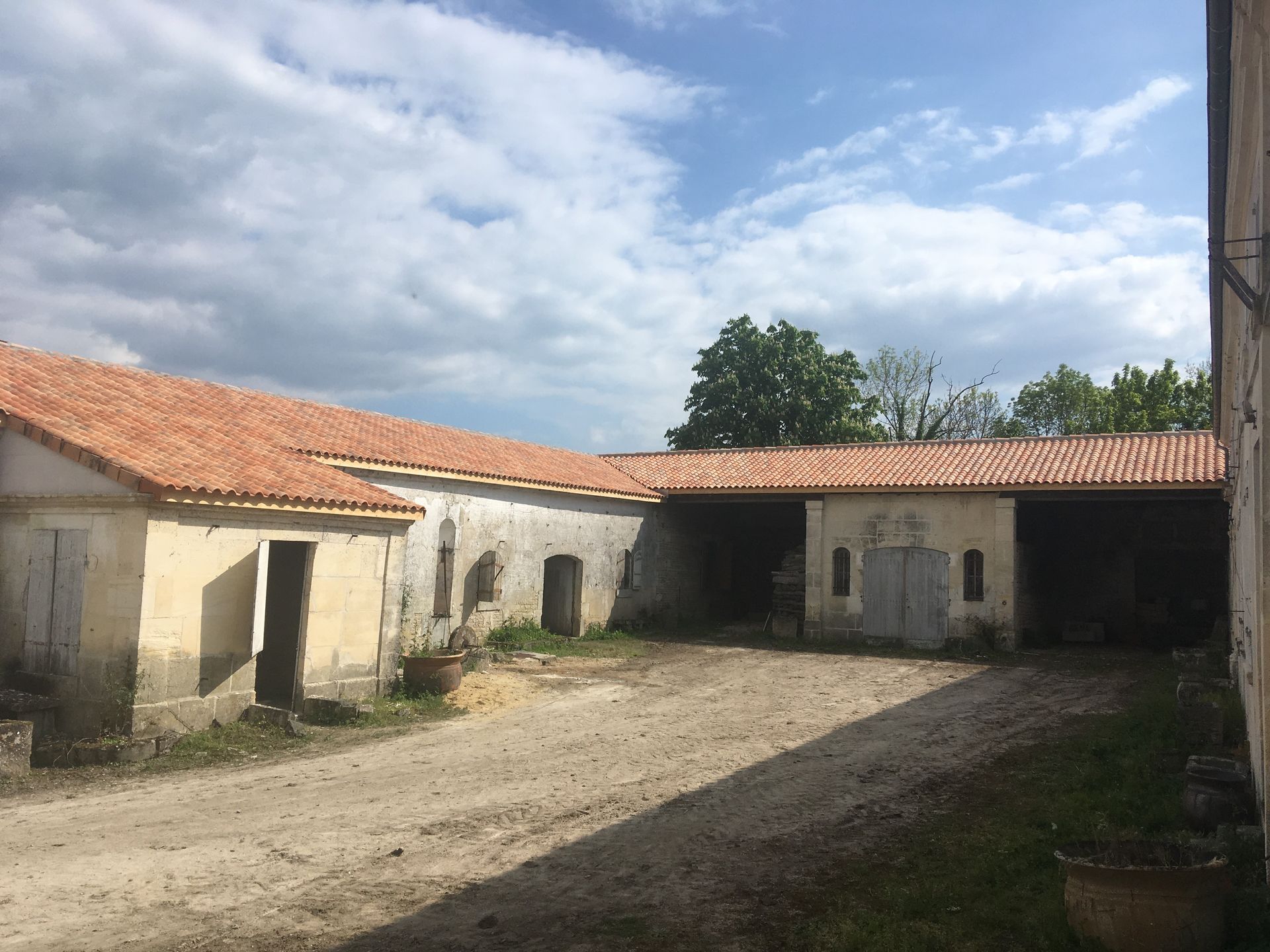 Réalisation d'une charpente traditionnelle et couverture