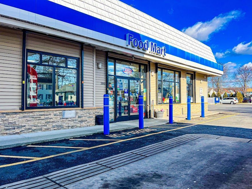The Milford Gas Station Where Locals Line Up for the Deli Sandwiches