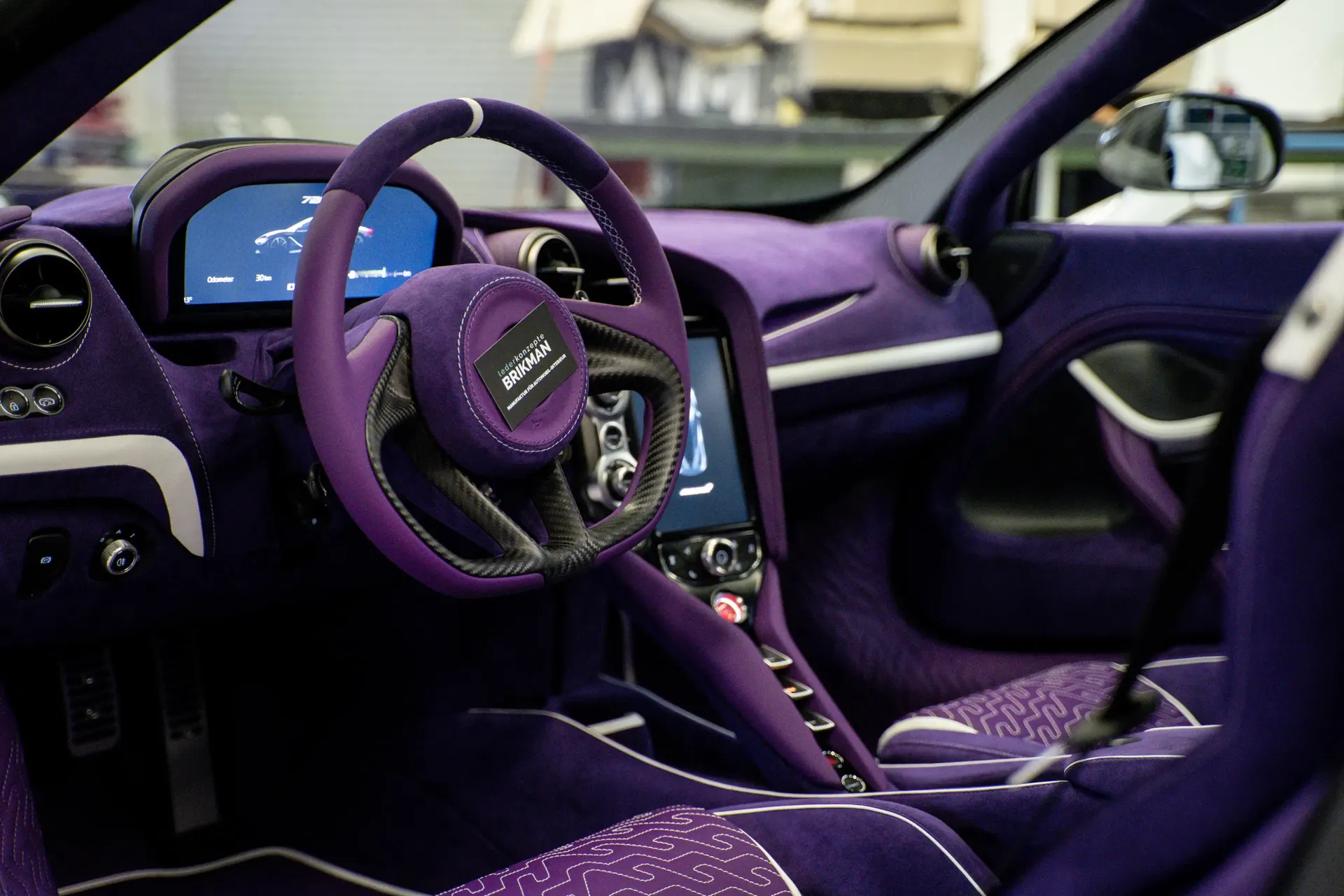 McLaren 720S, custom interior, alcantara, cnc-stitching