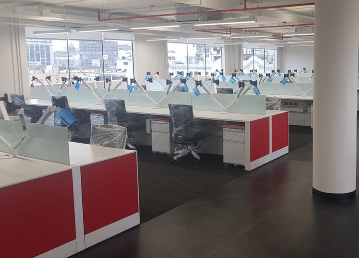 Proyecto de mobiliario de oficina fabricado por Metalco para Scotiabank