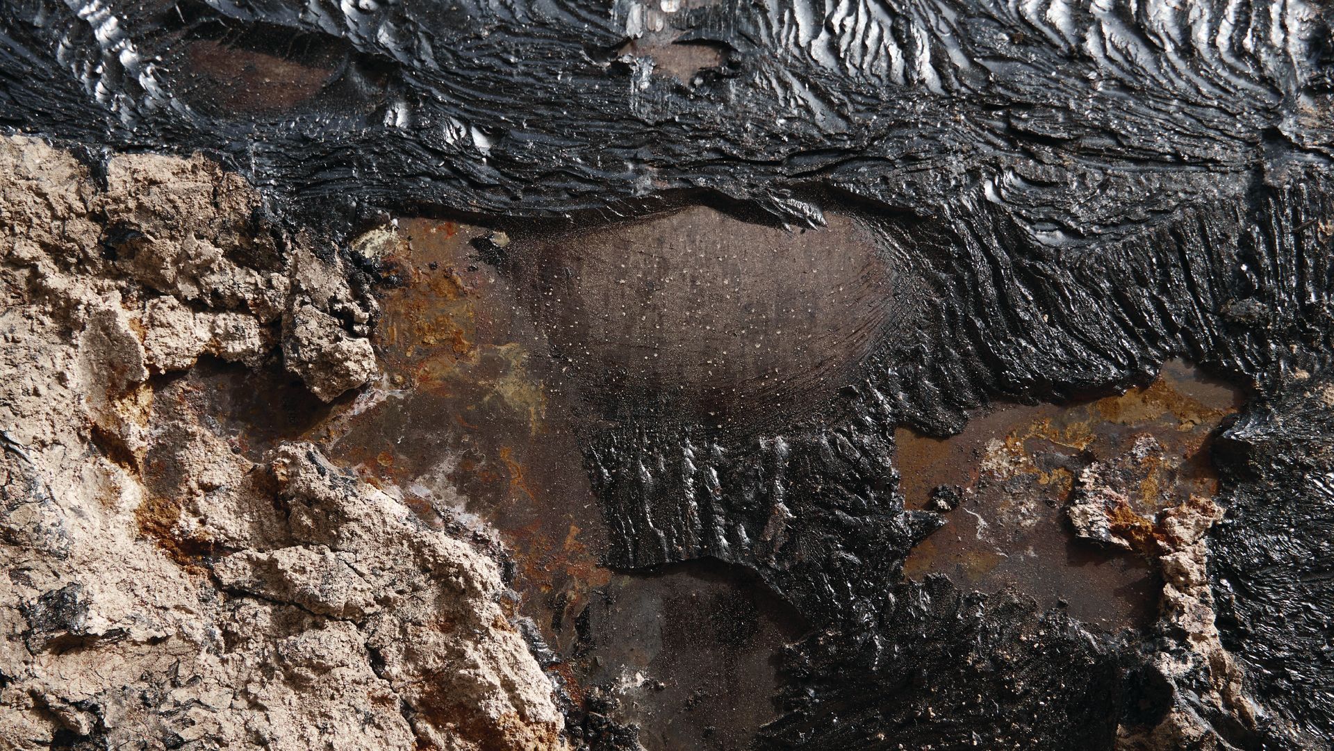DosFlux™AI-100 Asphaltene Inhibitor to The art fo the polymer egineering in oilfield mastery
