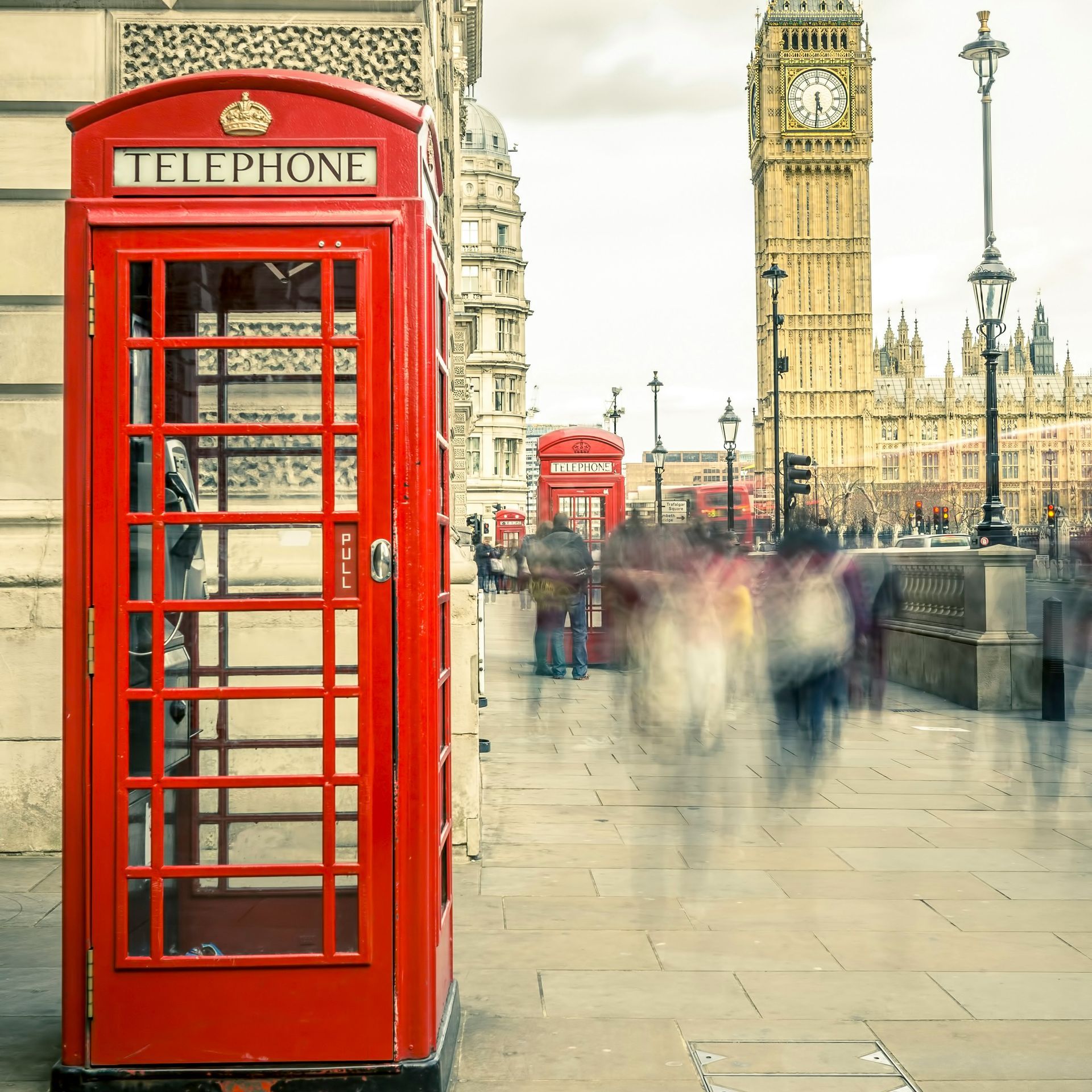 london-phone-booth