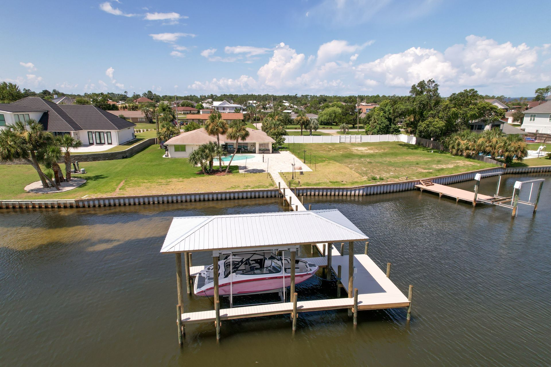 Heidami Seawall, Dock & Boathouse Construction | Marine Contractor | Bay City Builders