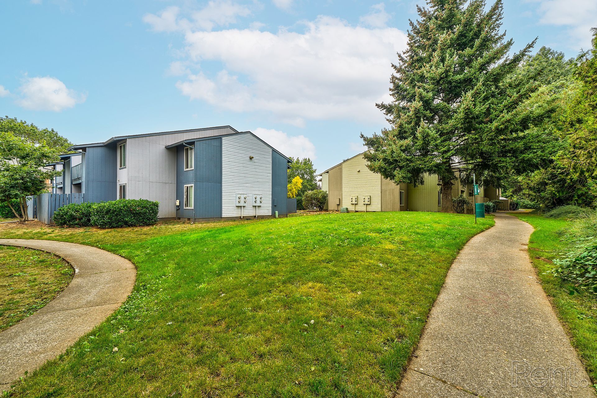 Images Highland Apartments
