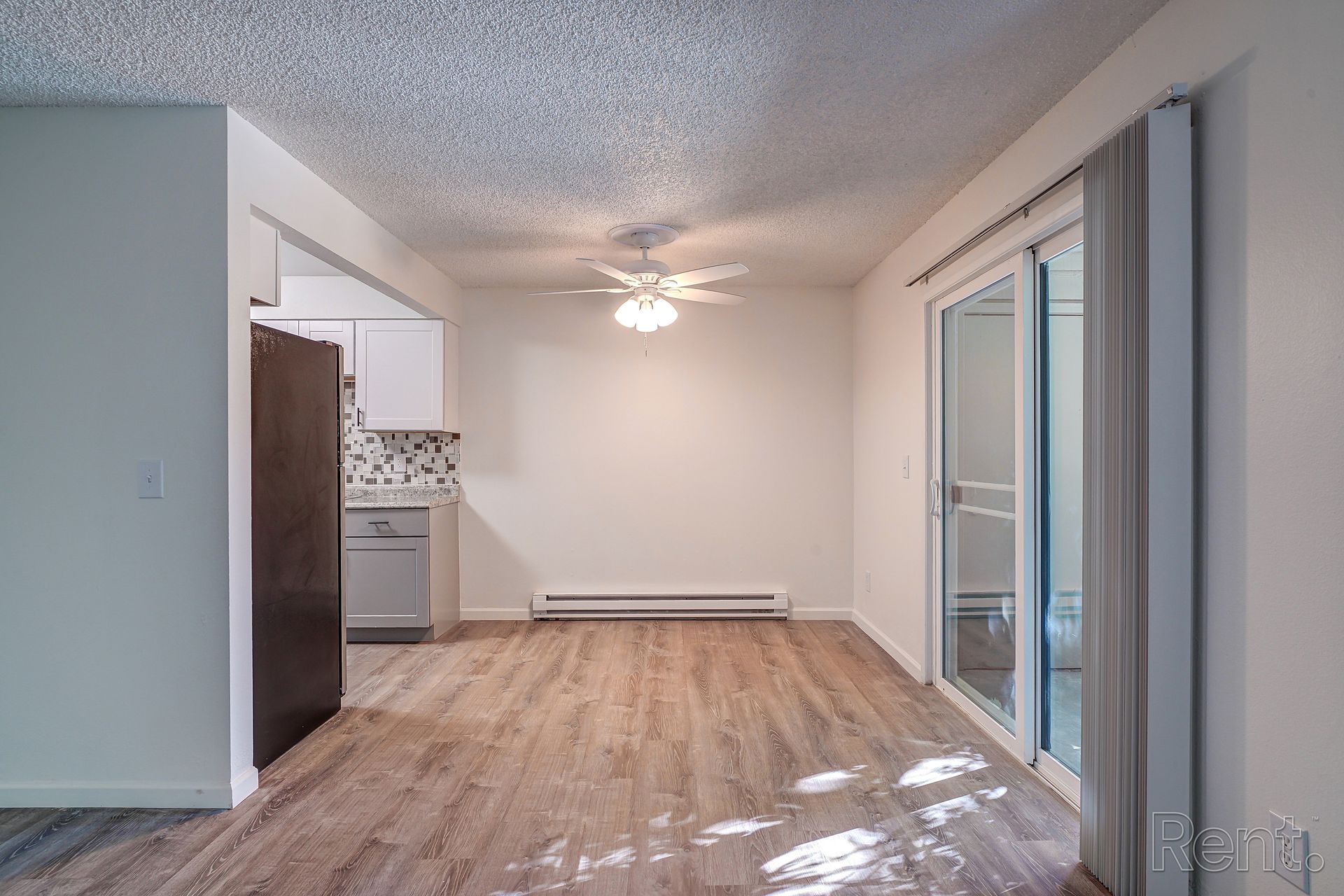 creek apartments interior