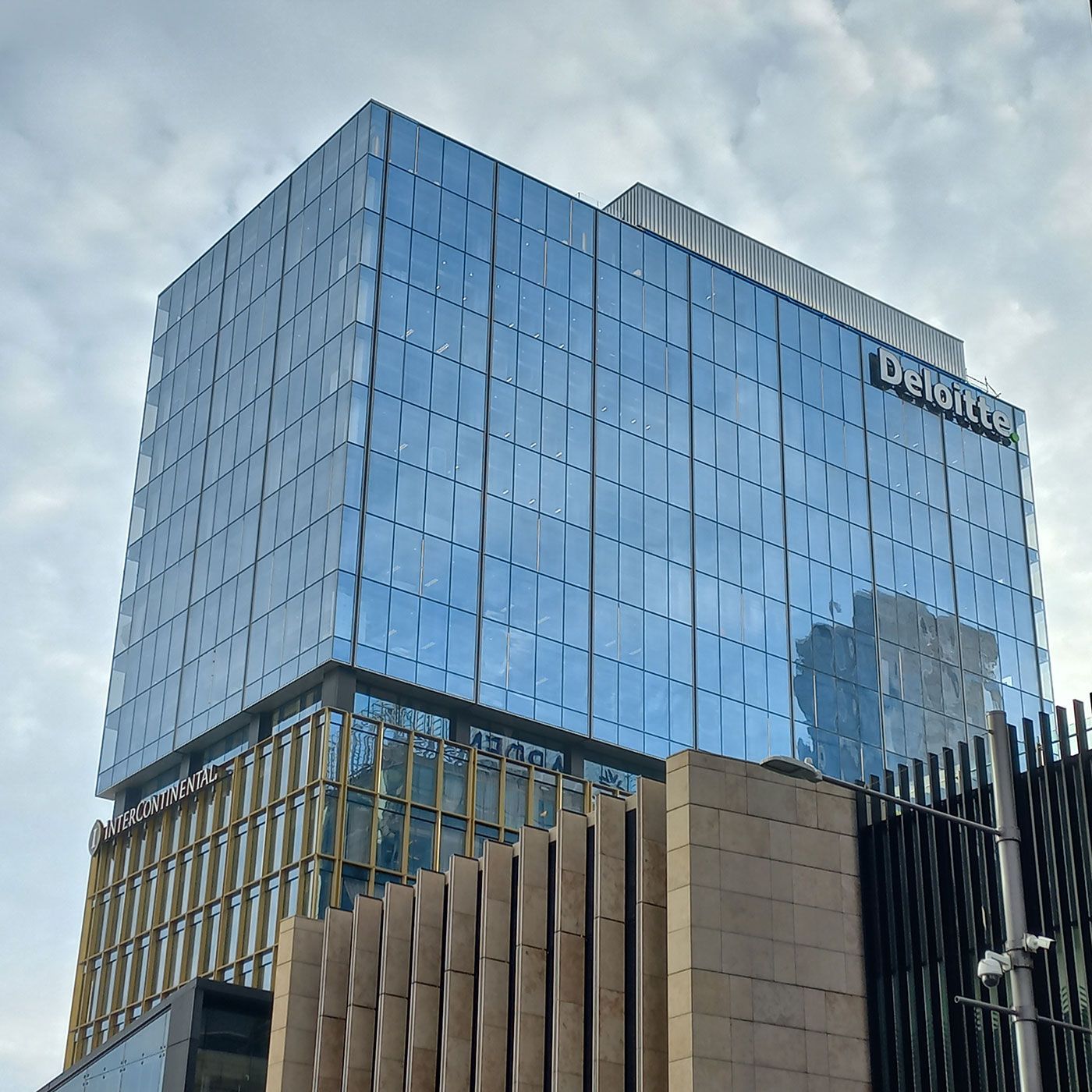 1 Queen Street