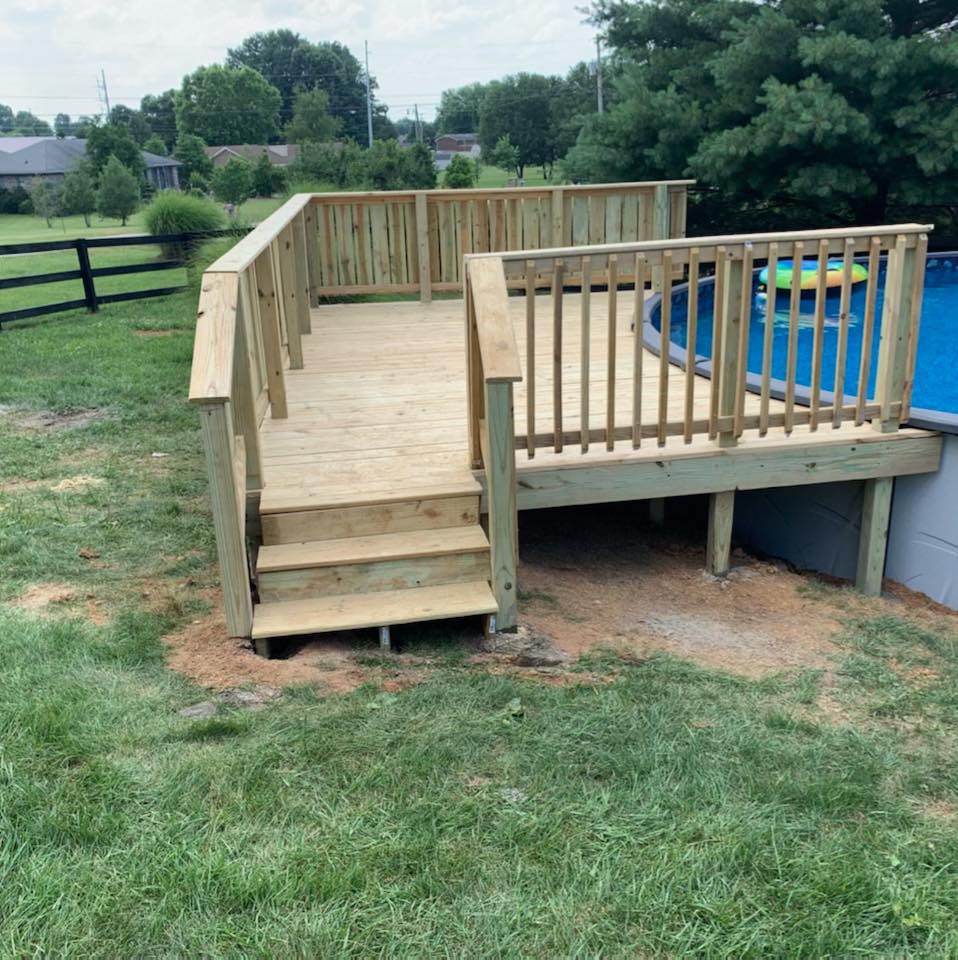 Fence Contractor Louisville, KY Lancaster Fencing