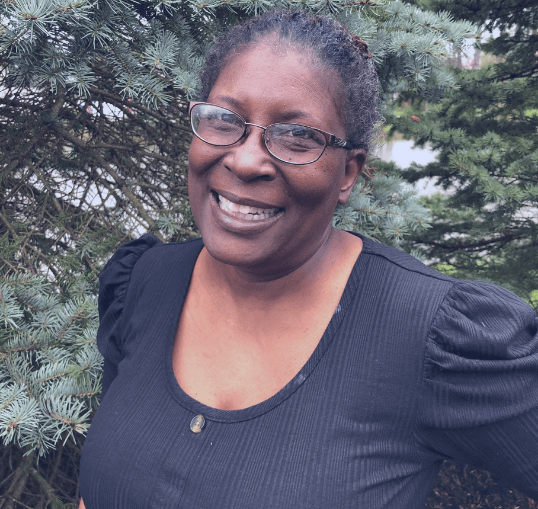 Kendra L. portrait