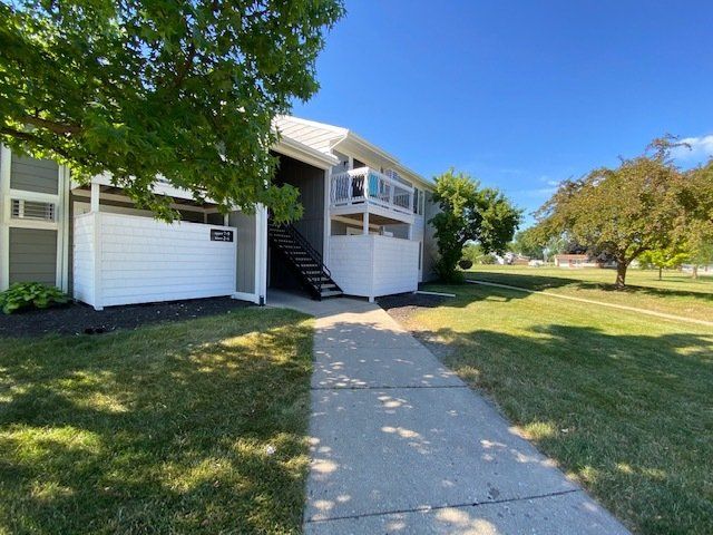 24 flats front yard