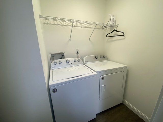 24 flats laundry