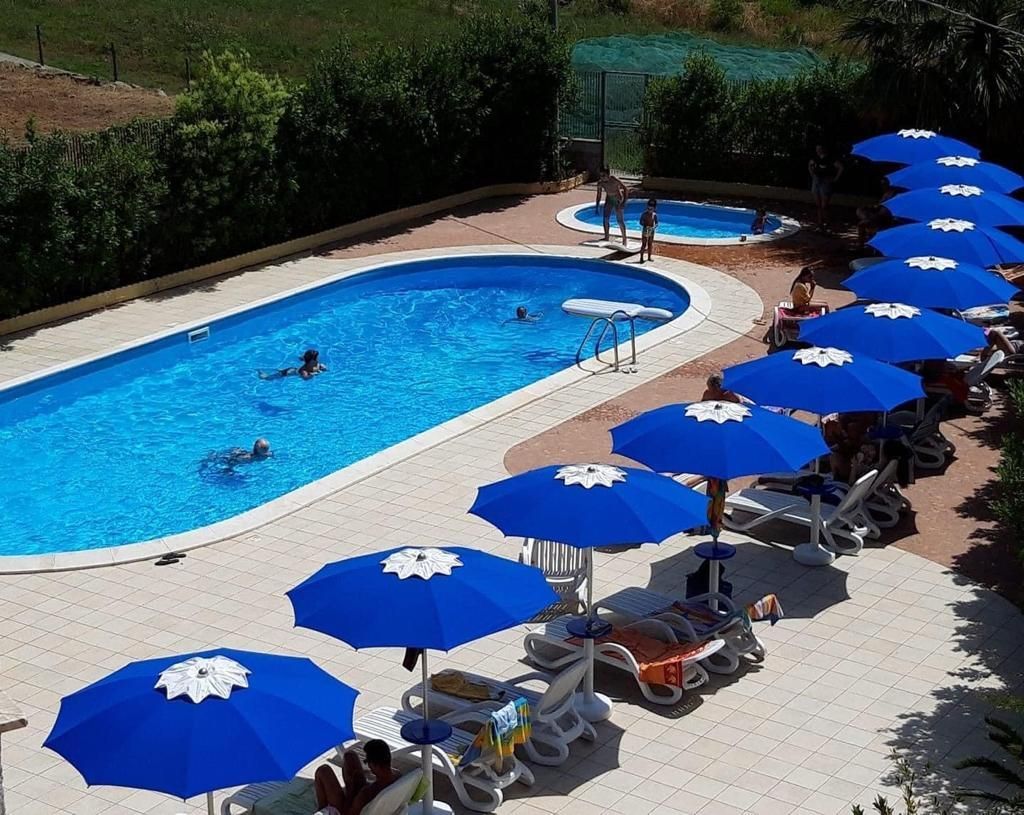 piscina e solarium