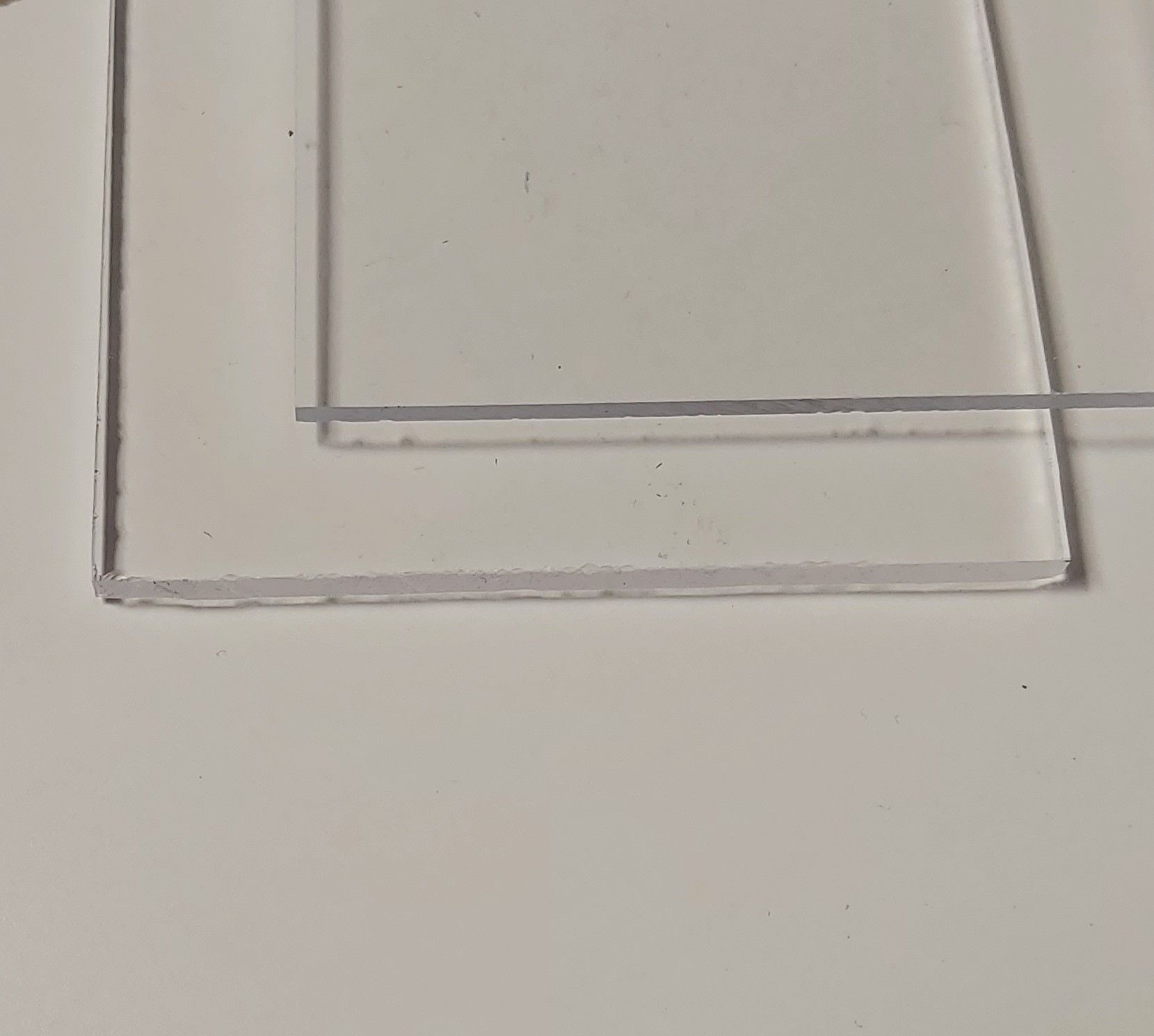 Helder plexiglas (1.22x2.44)