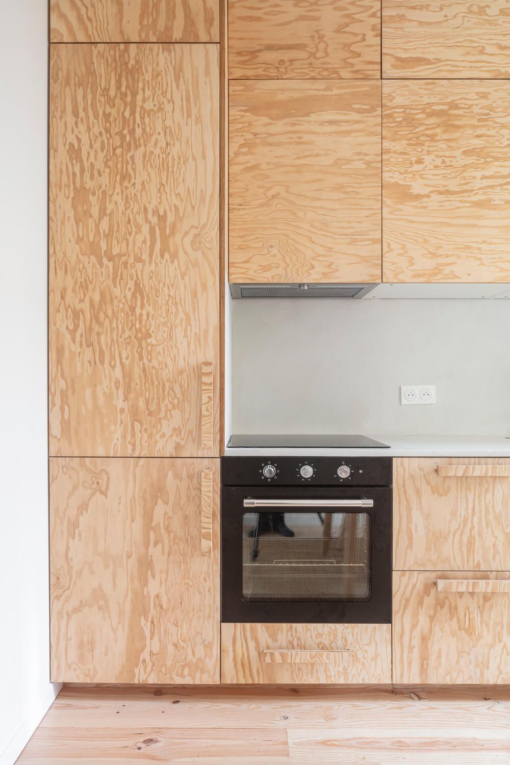 18mm Pine Plywood for kitchens