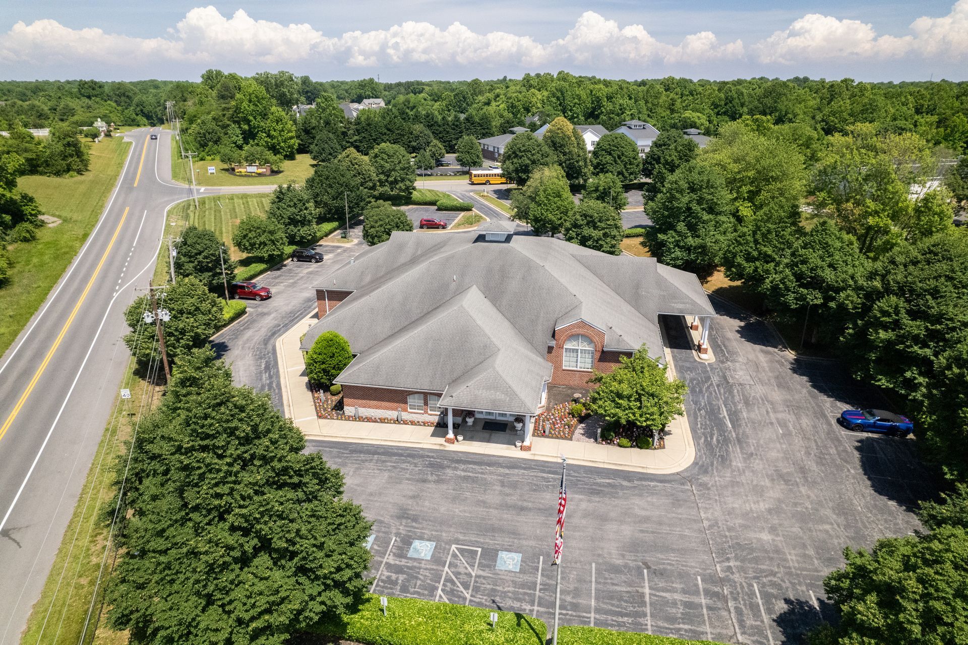 Exterior photo of Lee Funeral Home's Calvert location