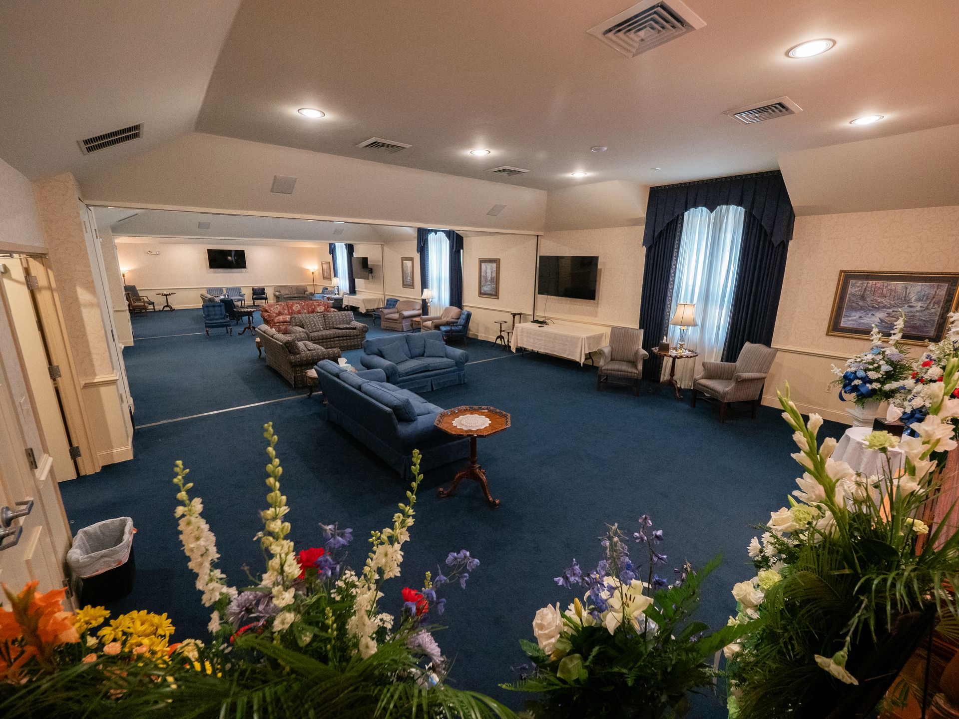 Interior photo of Lee Funeral Home's Calvert location