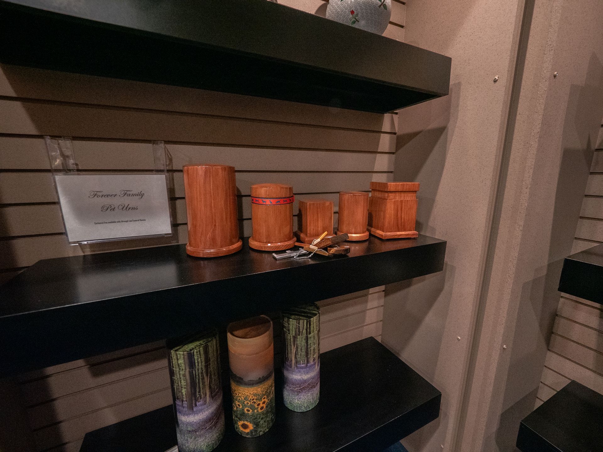 Merchandise room photo of Lee Funeral Home's Calvert location