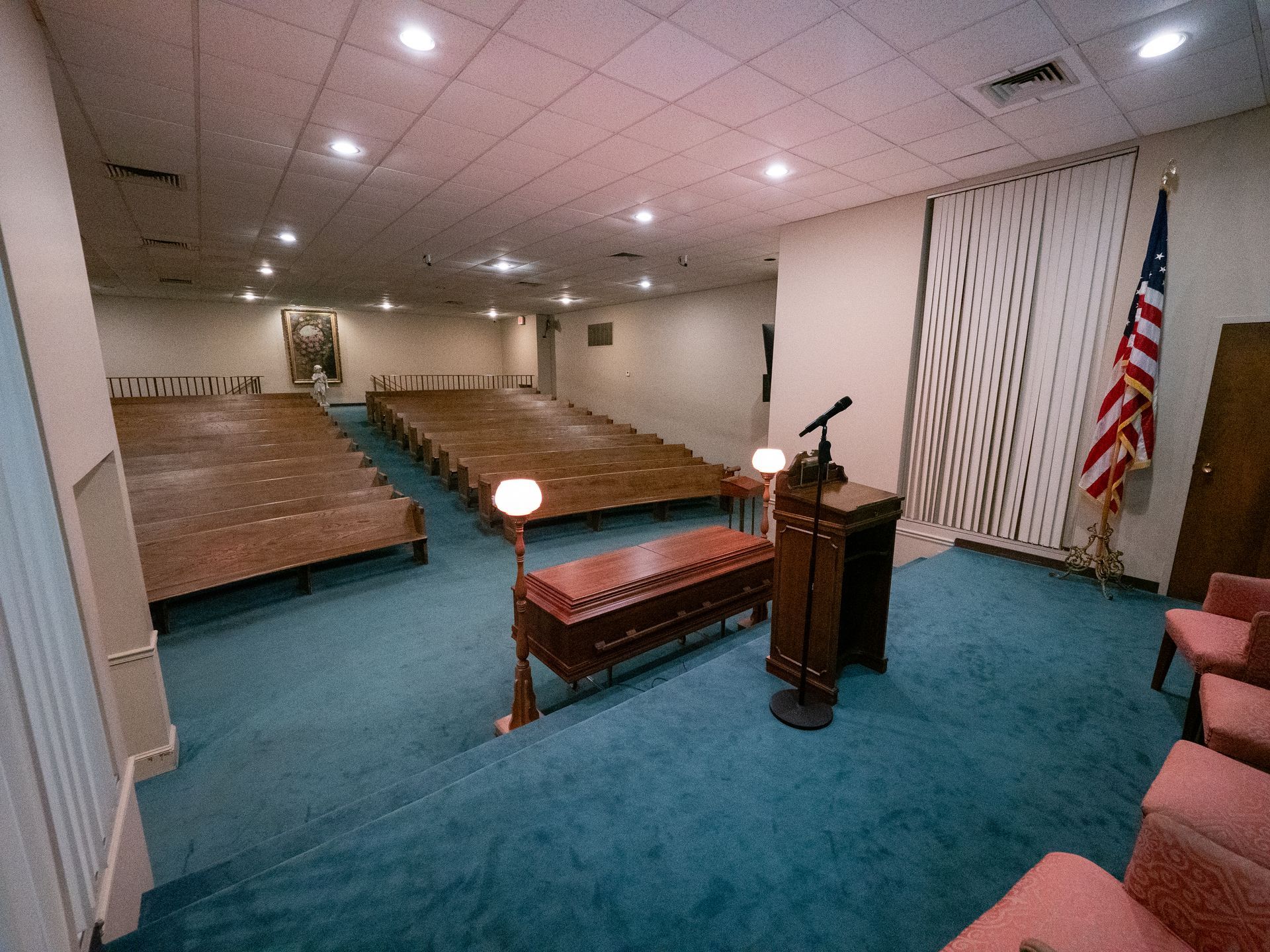 Service room at Lee Funeral Home's Clinton location